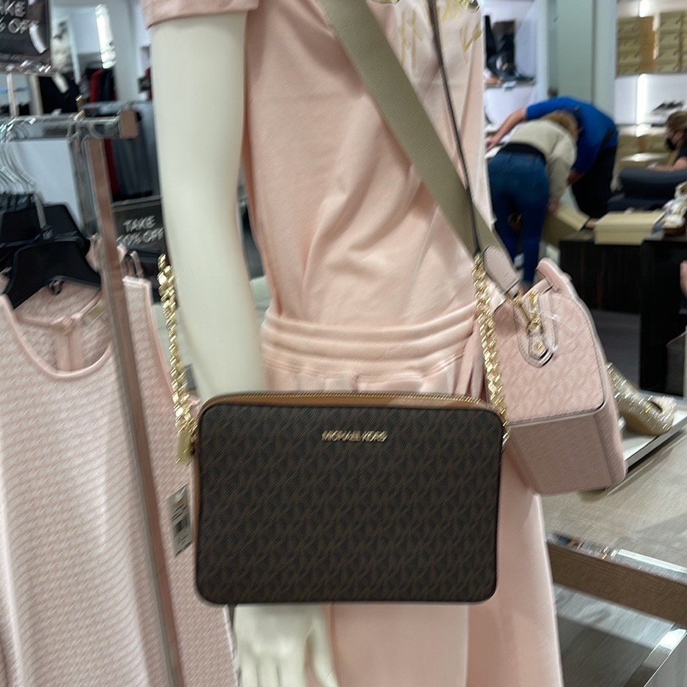 Michael Kors Jet Set Item Large East West Zip Crossbody Brown Signature - Picture 3 of 16
